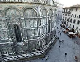 Flora * Florencia
